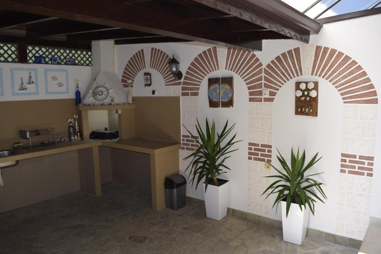 Jane Guest House Nesebar Esterno foto