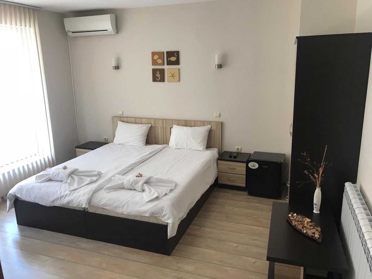 Jane Guest House Nesebar Esterno foto